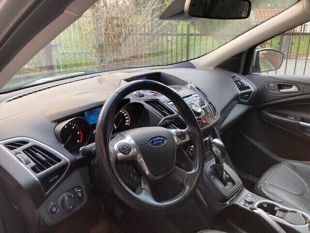 Ford Kuga 2.0 TDCI 140 CV 4WD cambio automatico OK NEOPATENTATI