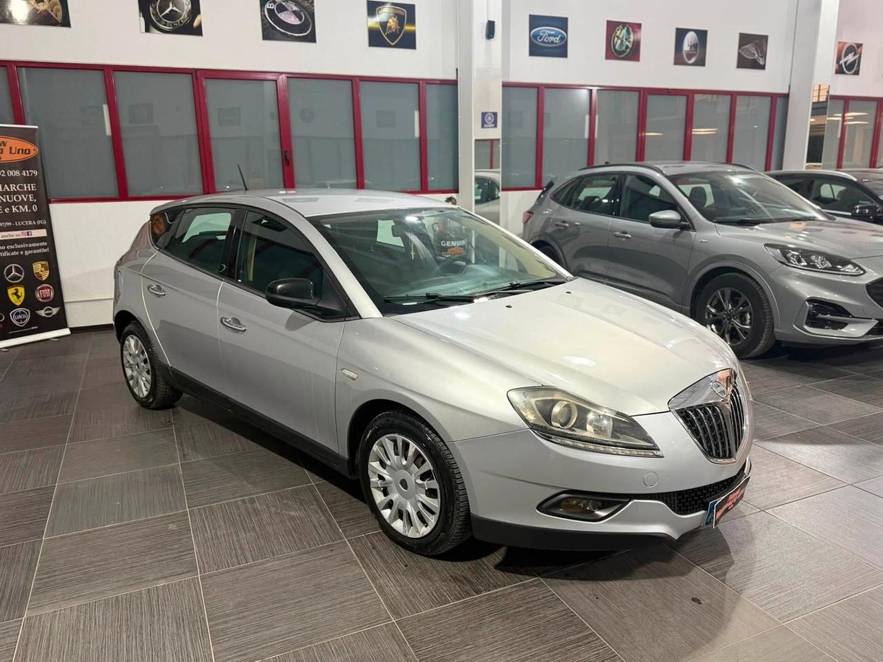 Lancia delta 1.6 Mjt 120cv Oro 2009