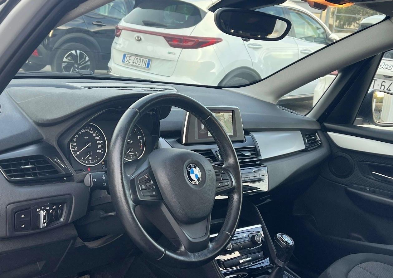Bmw 2er Active Tourer 218i Luxury