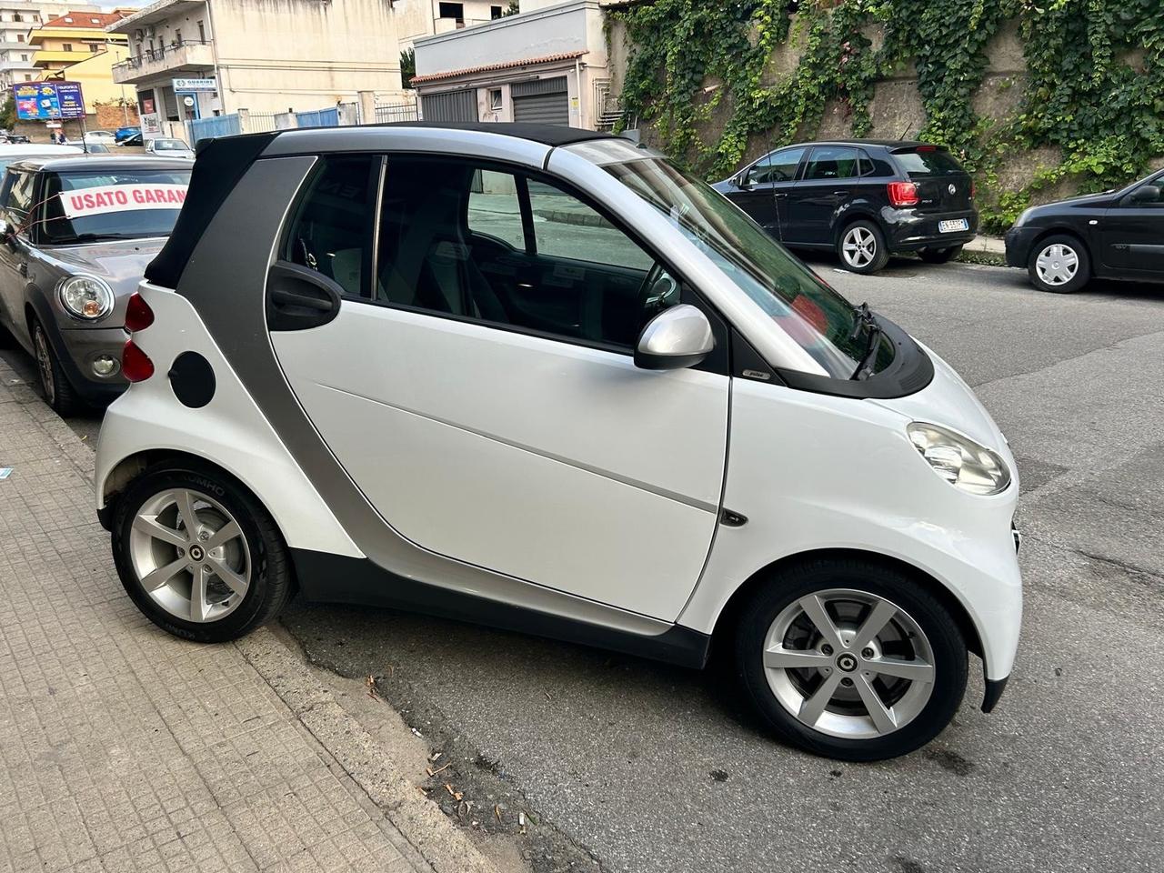 Smart ForTwo 1000 62 kW cabrio pulse