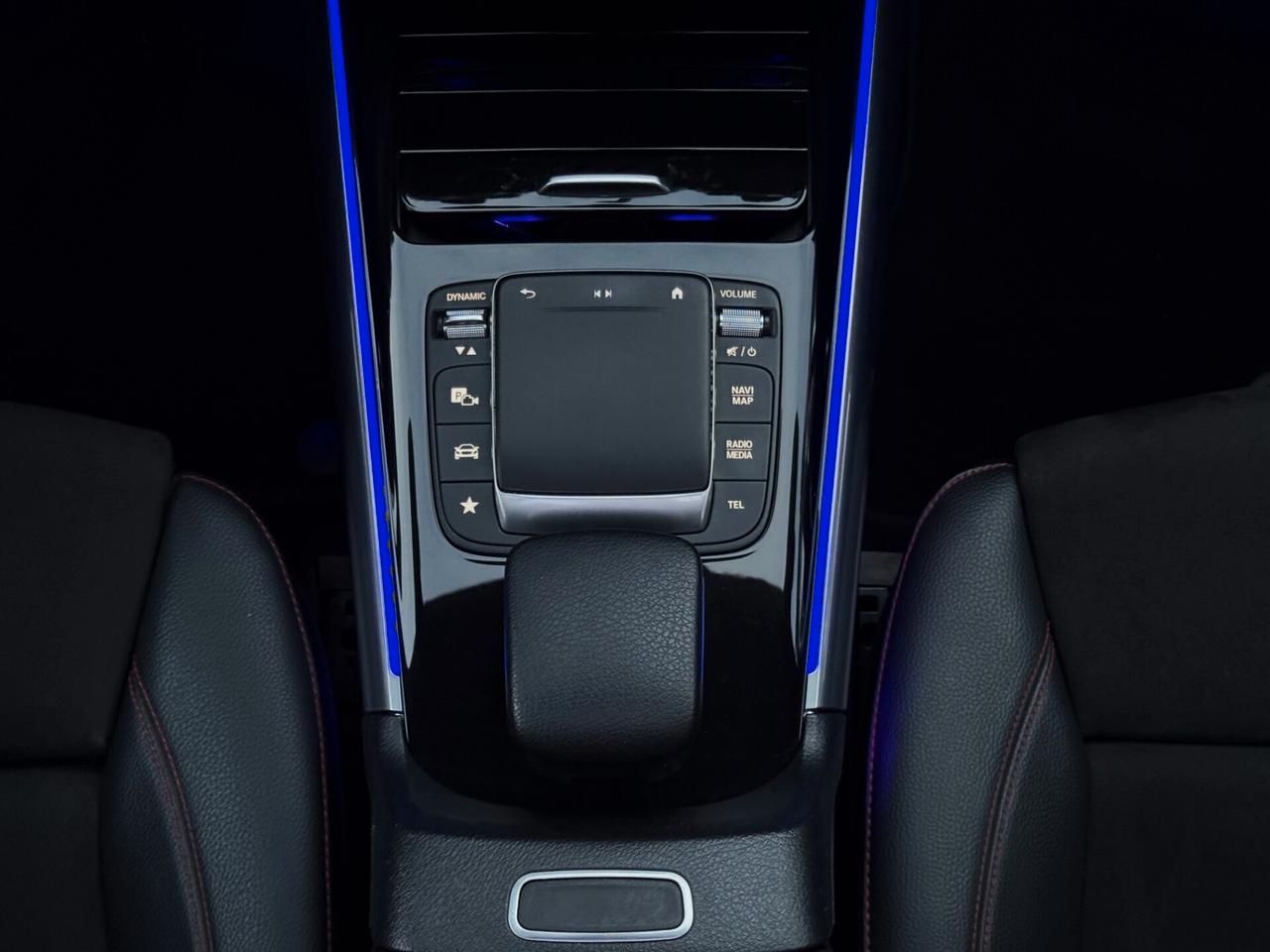 Mercedes-Benz GLA 200 d Premium AMG TETTO