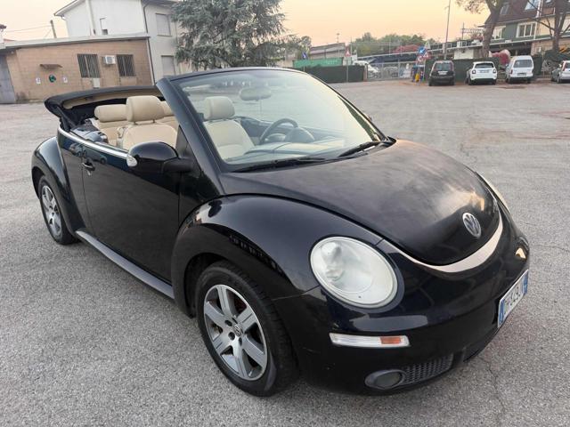 VOLKSWAGEN New Beetle 1.9 TDI 105CV Cabrio Lim. Red Edt. Bellissima
