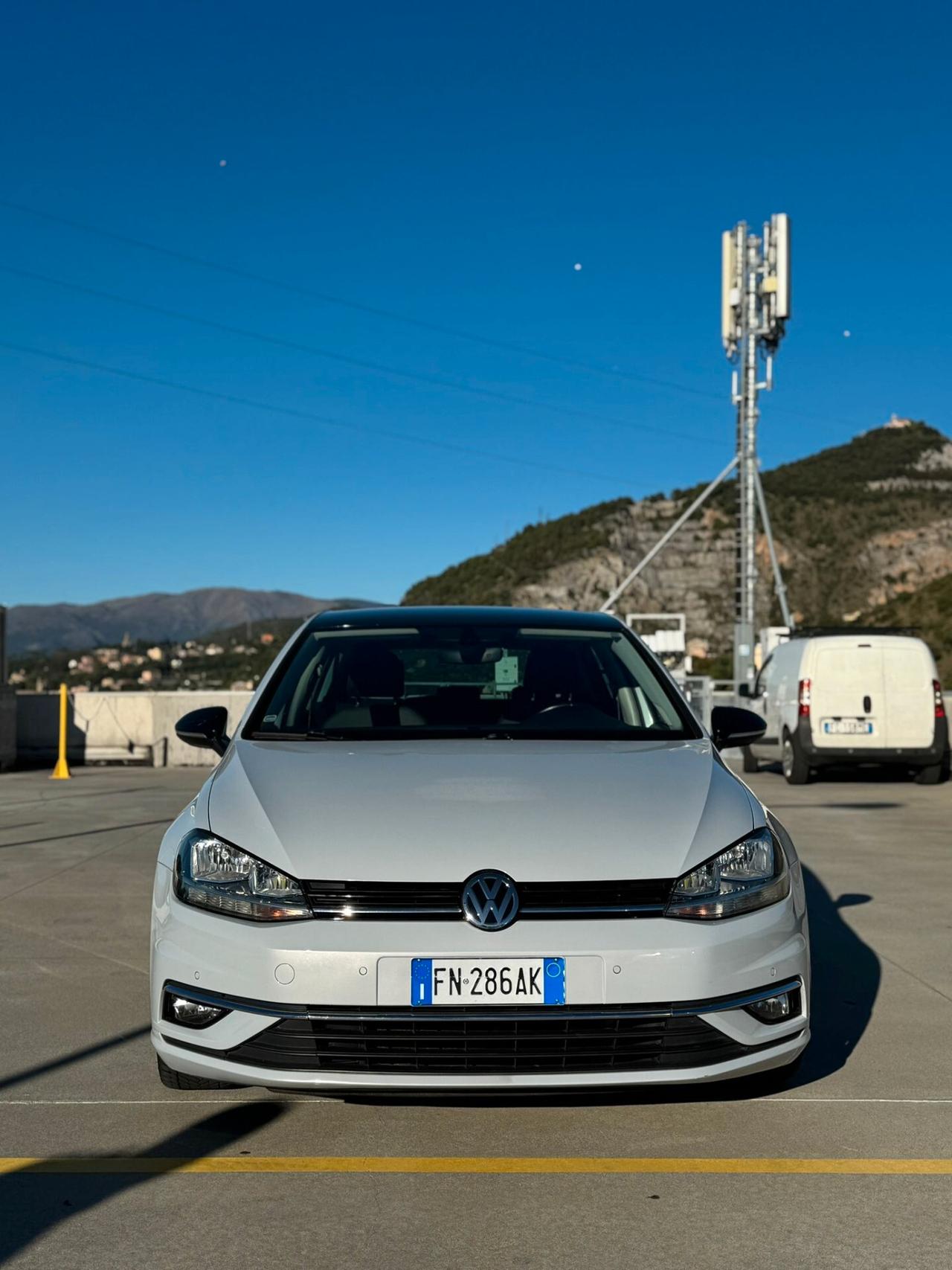 Volkswagen Golf 2.0 TDI 5p. Executive BlueMotion Technology