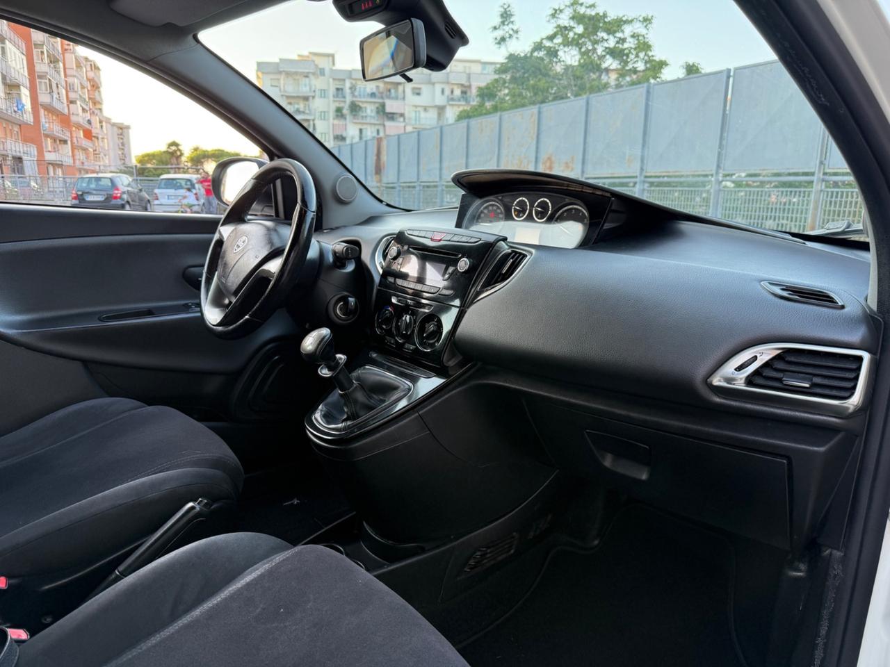 Lancia Ypsilon 1.2 GPL Ecochic Platinum Full Immacolata