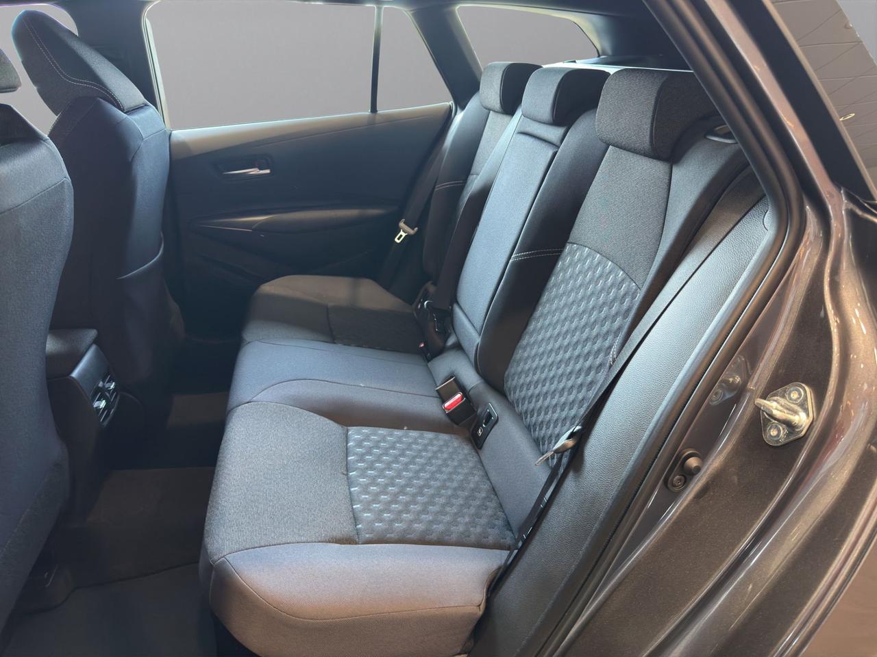 Toyota Corolla Touring Sports 1.8h Active Tech au