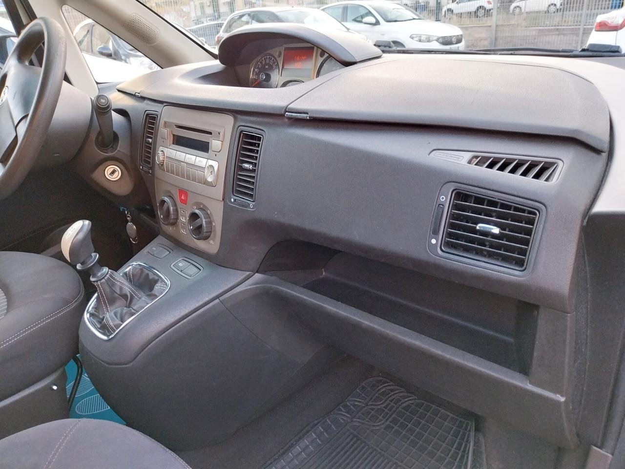 LANCIA MUSA 1.4 BENZINA-GPL 2009