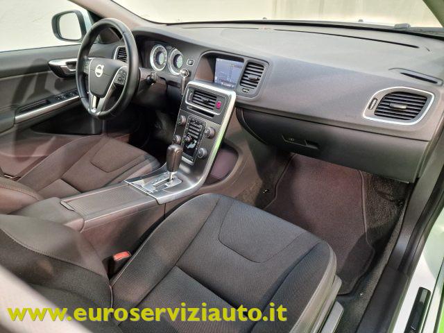 VOLVO V60 D3 Geartronic Momentum