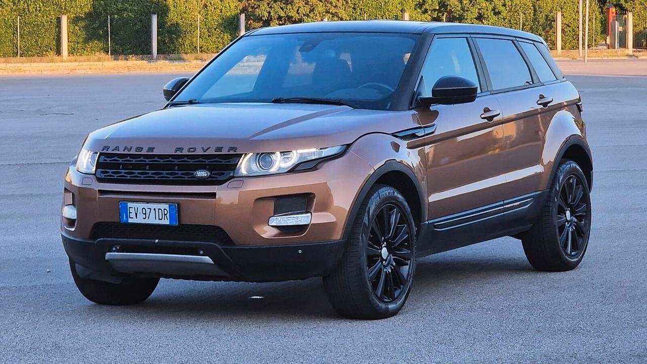 LAND Range Rover Evoque 2.2 TD4 5p. Pure Tech Pack Launch Edition