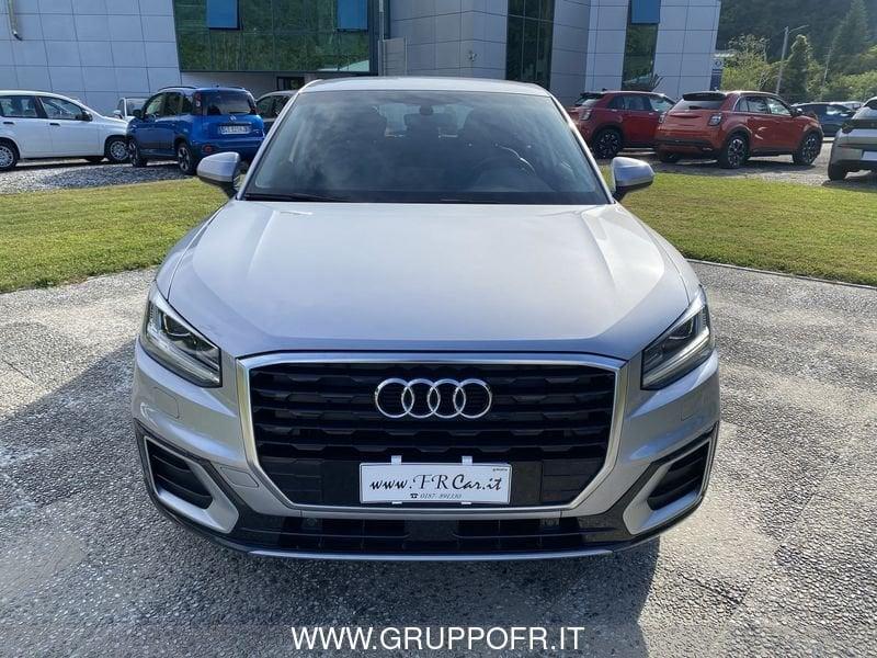 Audi Q2 30 TDI Business Design