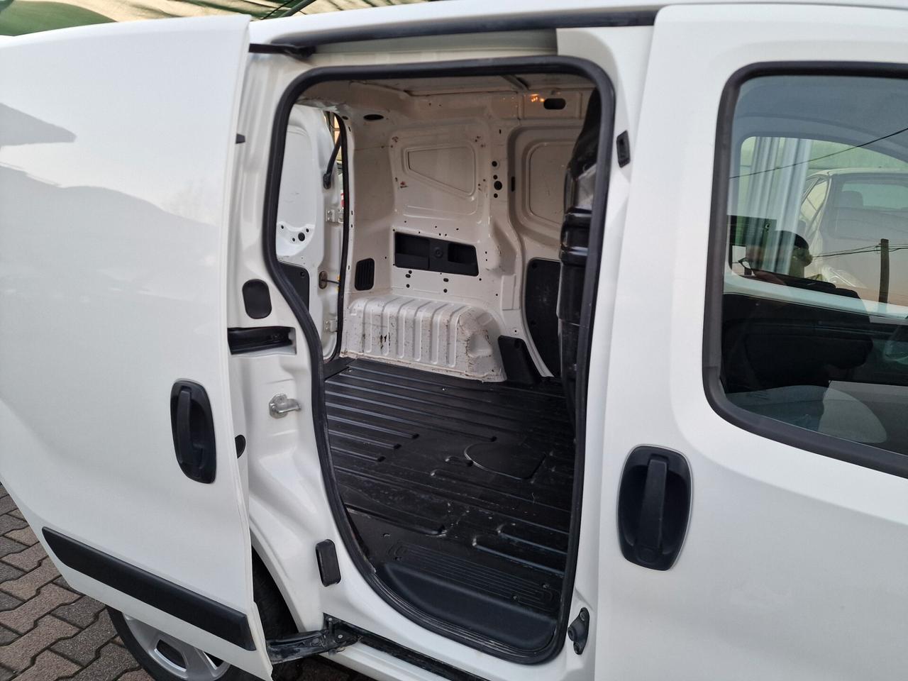 Fiat Fiorino 1.3 MJT 95CV Cargo SX