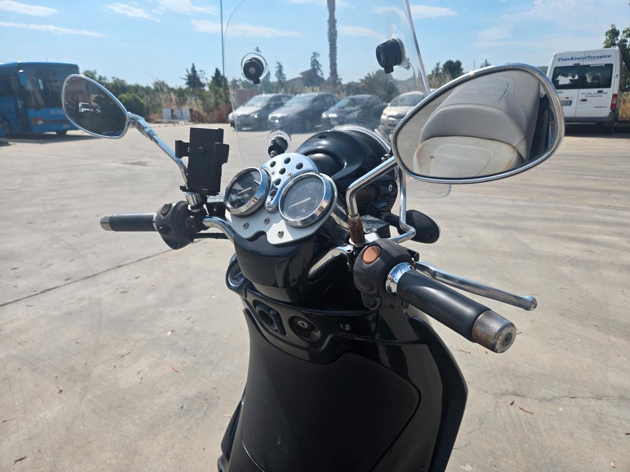 Piaggio Beverly Cruiser 500