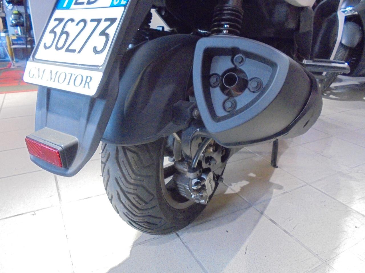 Kymco K-XCT 300i ABS