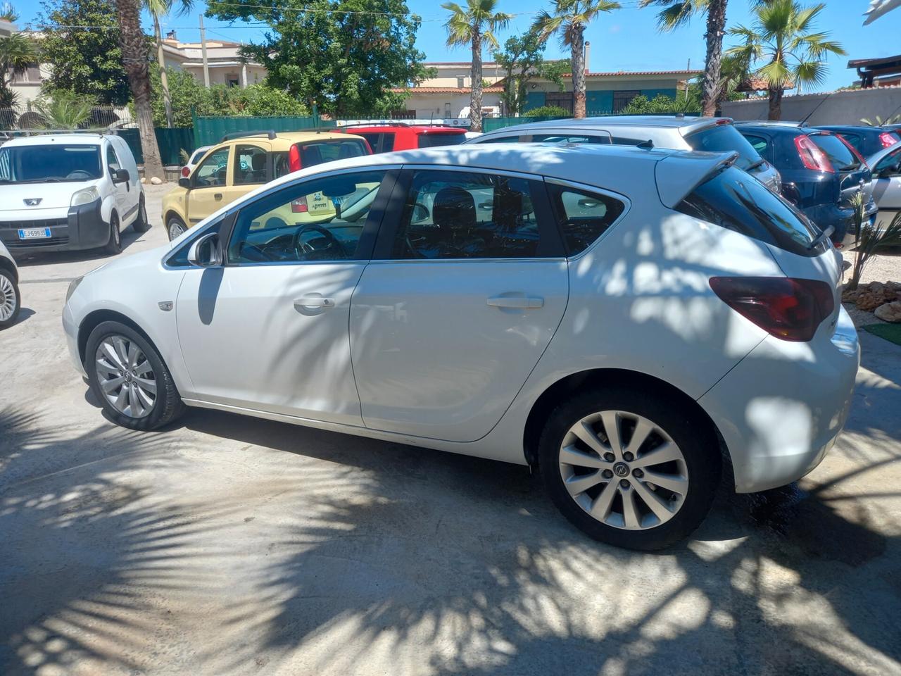 Opel Astra 1.7 CDTI 110CV 5 porte Cosmo NUOVISSIMA