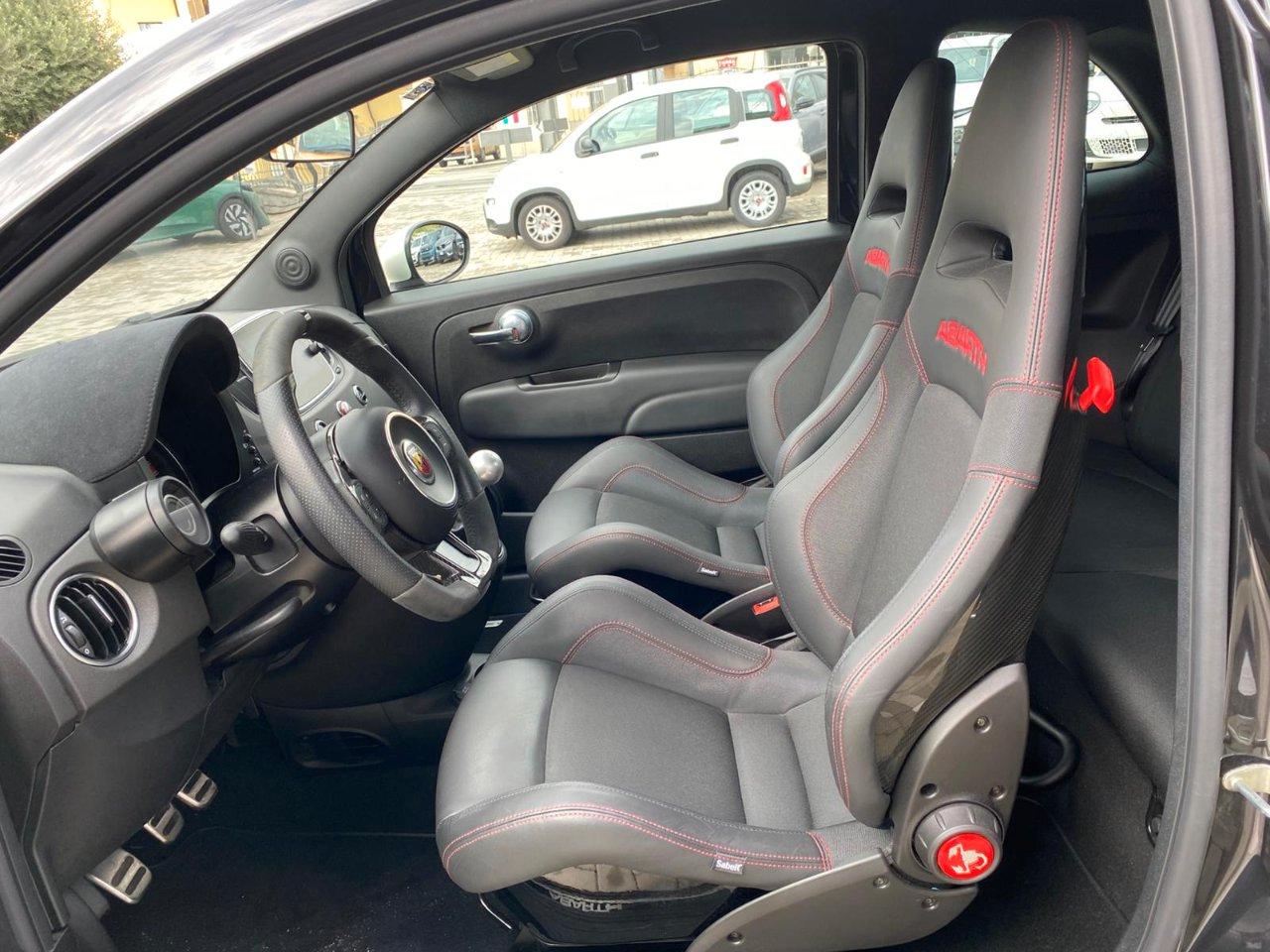 Abarth 595 1.4 t-jet esseesse 180cv