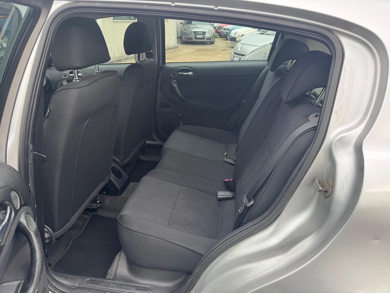 Alfa Romeo 147 1.6 16V TS (105) 5 porte Progression