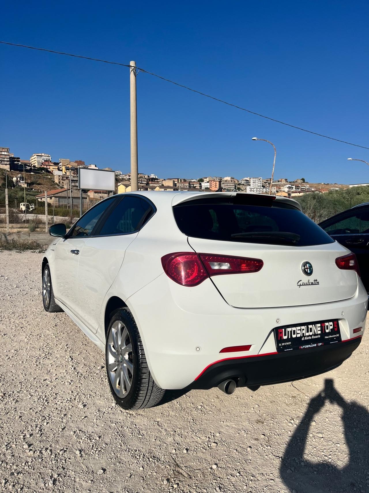 Alfa Romeo Giulietta 1.6 JTDm-2 105 CV modello sport 2013