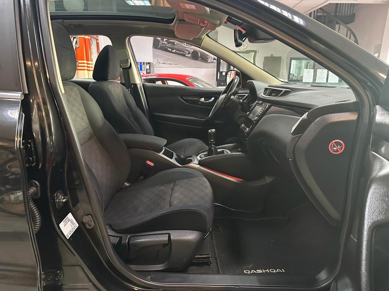 Nissan Qashqai 1.5 dCi N-CONNECT FULL OPT. UNICOPROPRIETARIO