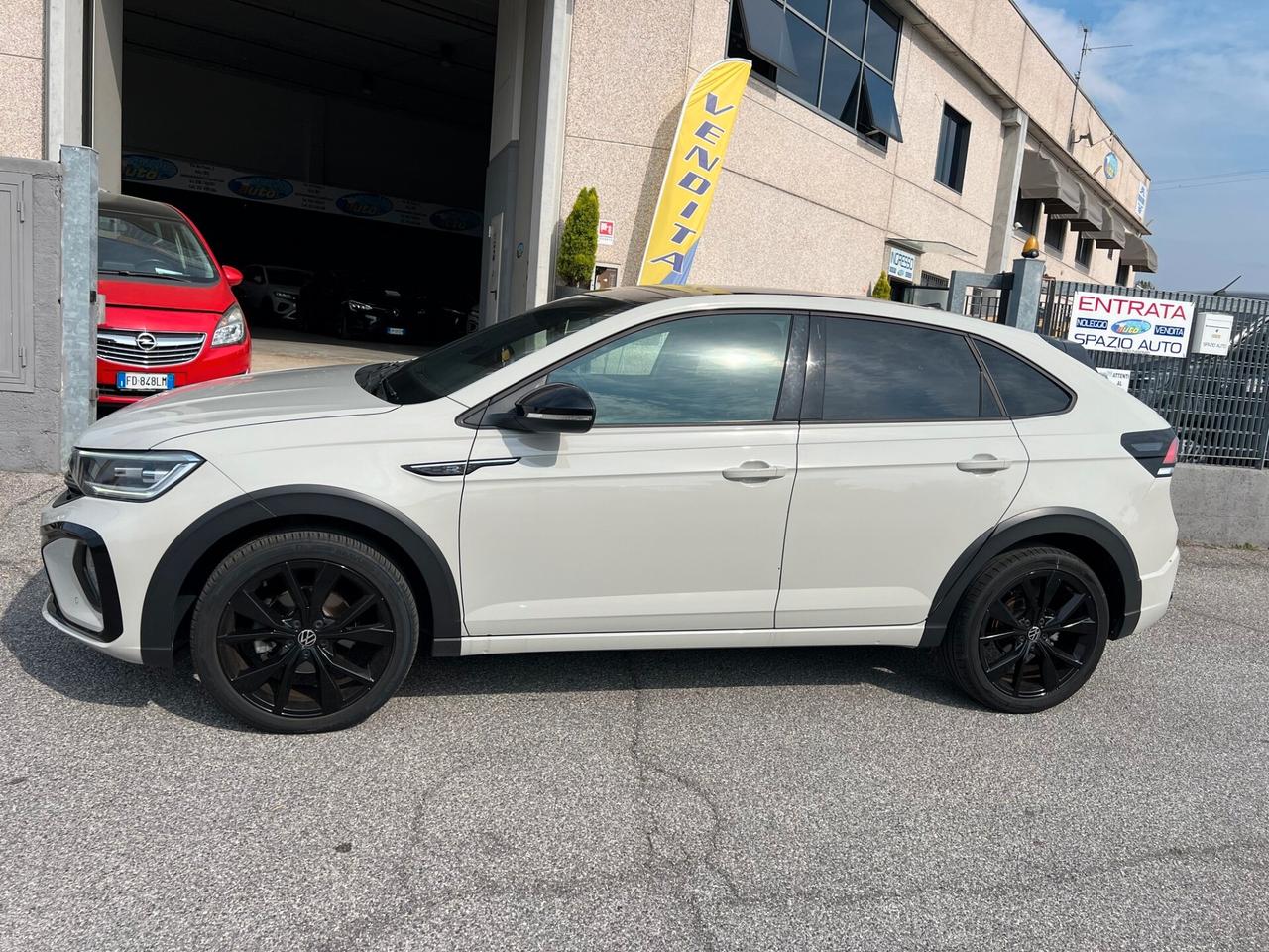 Volkswagen Taigo 1.5 TSI ACT 150 CV DSG R-Line
