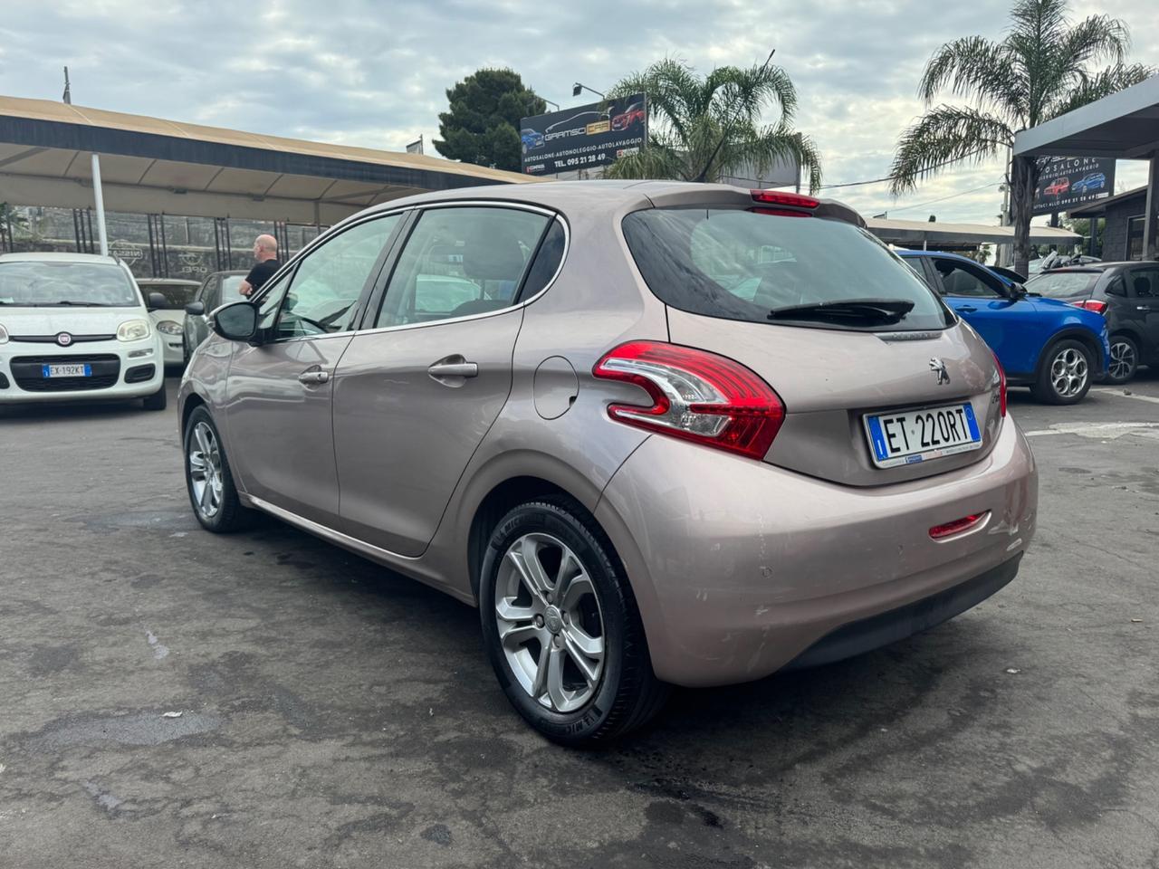 Peugeot 208 1.2 VTi 82 CV 5 porte Active