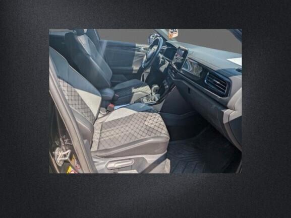 VOLKSWAGEN T-ROC 2.0 TDI SCR 150 CV DSG R-LINE IN ARRIVO