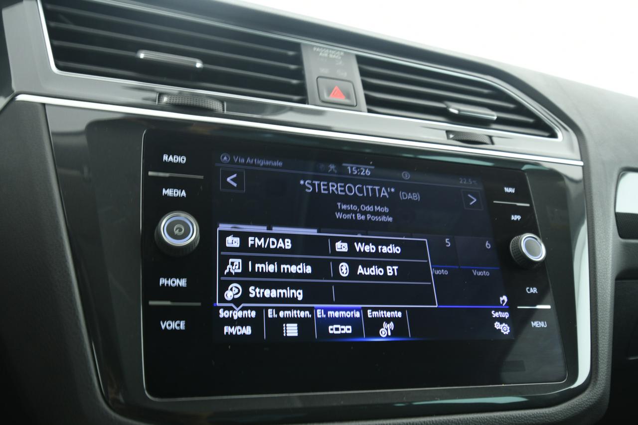 VOLKSWAGEN Tiguan 2.0 tdi Elegance 150cv dsg CAMERA+ACC+APP CONNECT
