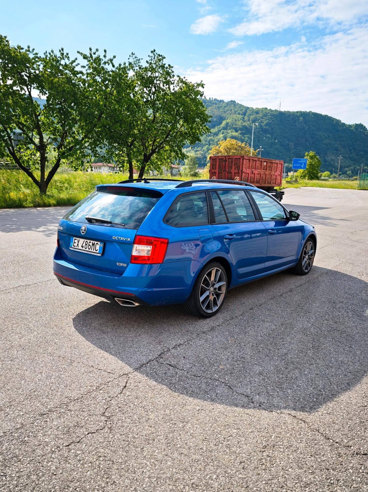 Skoda Octavia 2.0 TDI DSG Wagon RS
