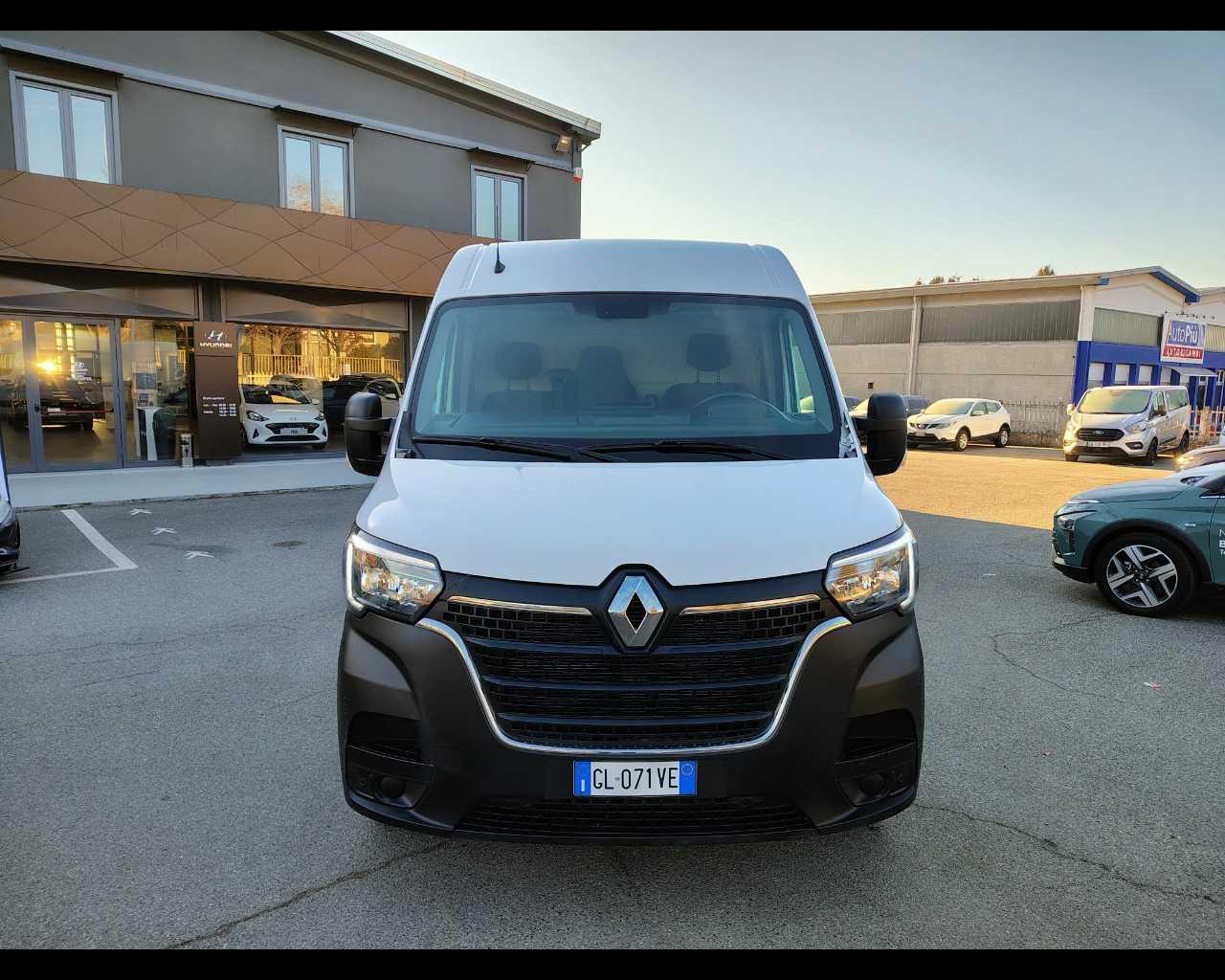 RENAULT Master IV 35 FWD - master T35 2.3 dci 135cv L3H3 Ice