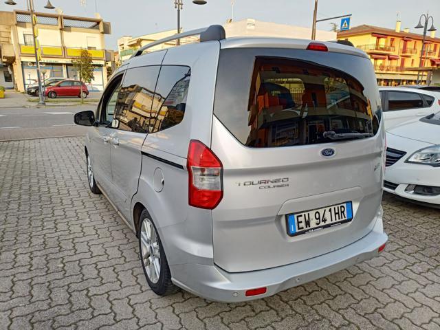 FORD Tourneo Courier 1.6 TDCI 95 CV Titanium