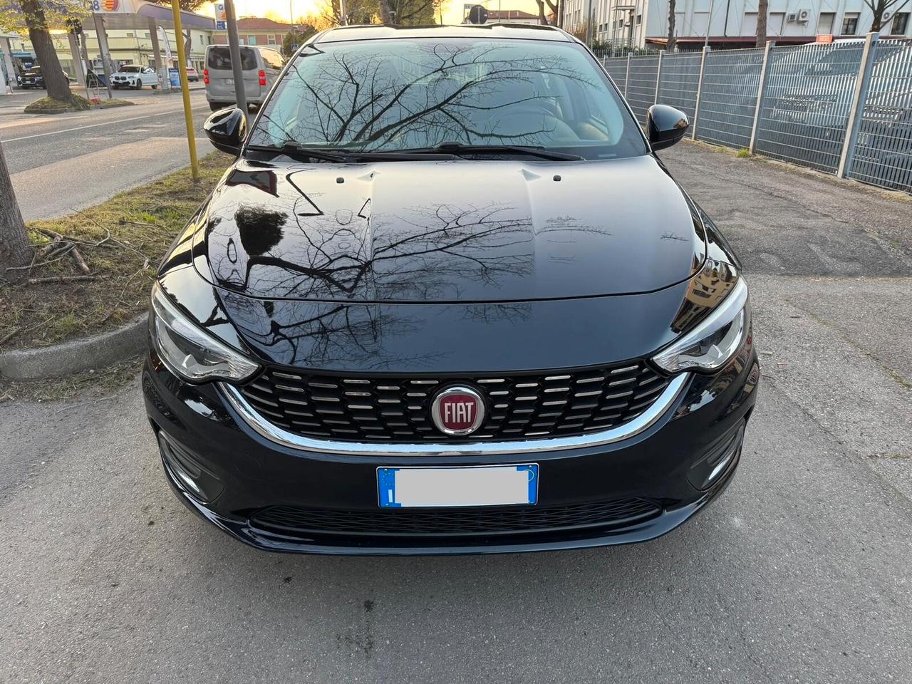 Fiat Tipo 1.3 Mjt 4 porte NEOPATEN GARANZIA 12 MESI