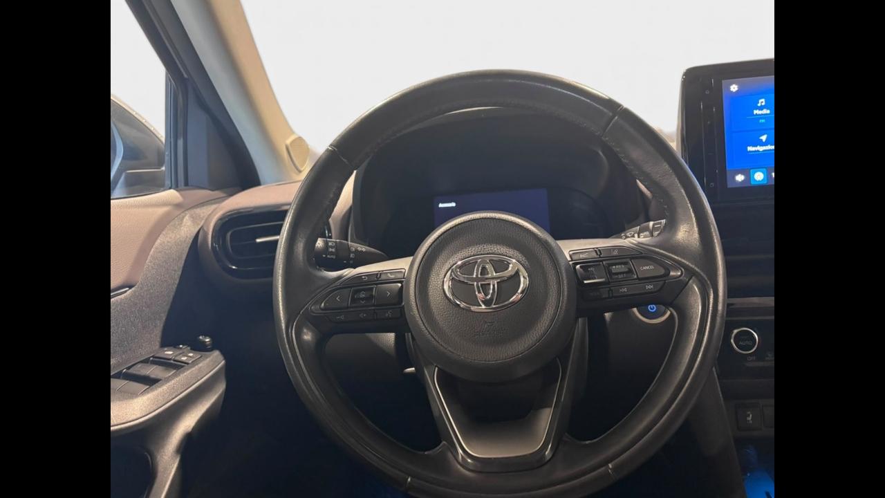 TOYOTA Yaris Cross - Yaris Cross 1.5h Lounge fwd 116cv e-cvt