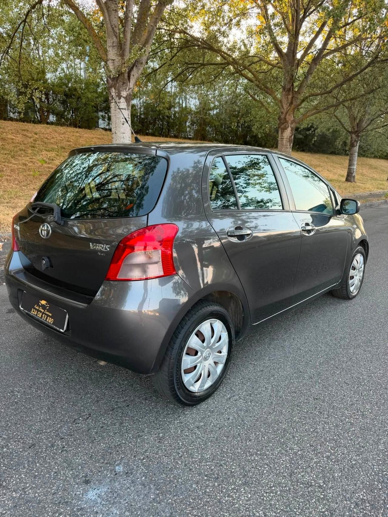 Toyota Yaris 1.3 5 porte Navi
