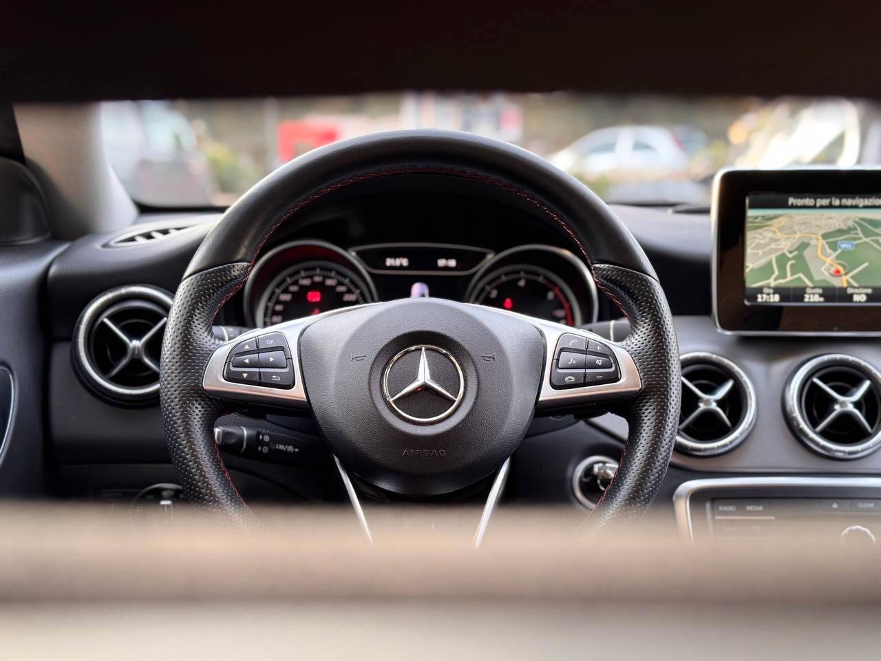 Mercedes-benz CLA 220 CLA 220 d 4Matic Automatic Premium