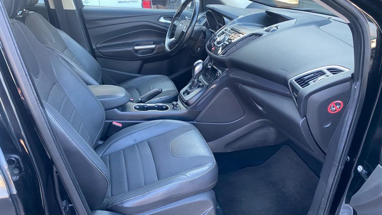 Ford Kuga 2.0 TDCI 140 CV 4WD Powershift Business