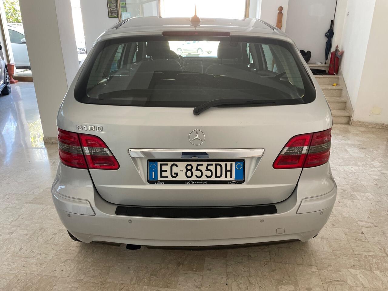 MERCEDES CLASSE B 180 116 CV "OK NEOPATENTATI"