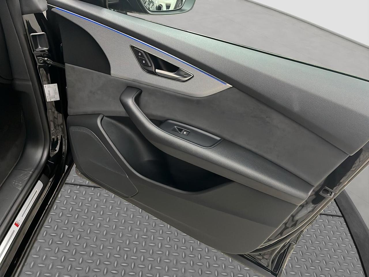 Audi Q8 SUV 50 TDI 286 CV quattro tiptronic S line edition TETTO 2023