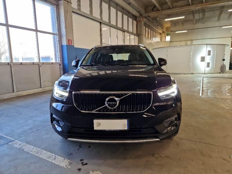 Volvo XC40 D4 AWD Geartronic Momentum