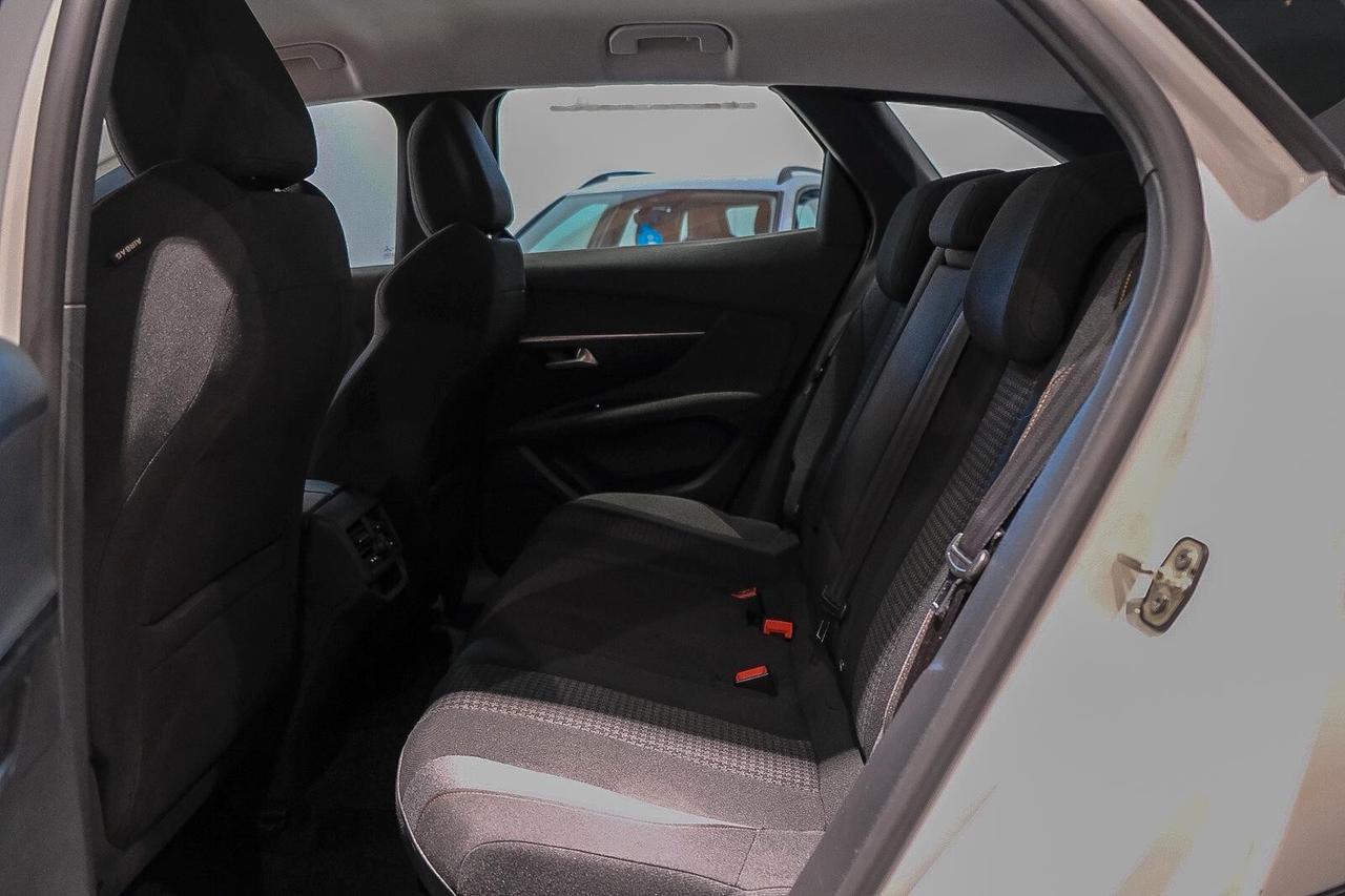 Peugeot 3008 BlueHDi 130 S&S EAT8 Active Business
