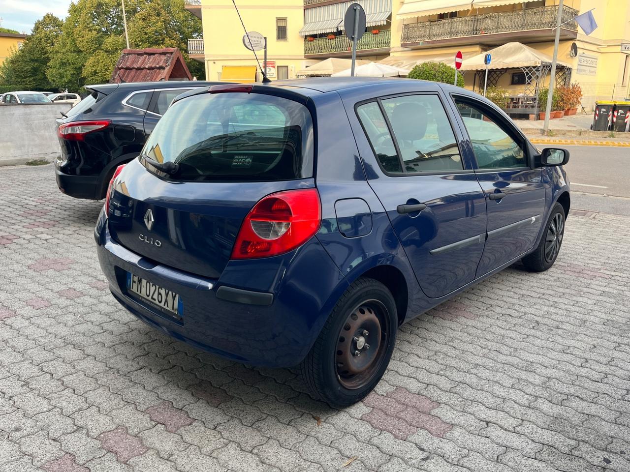Renault Clio Storia 1.2 16V 5 porte Dynamique