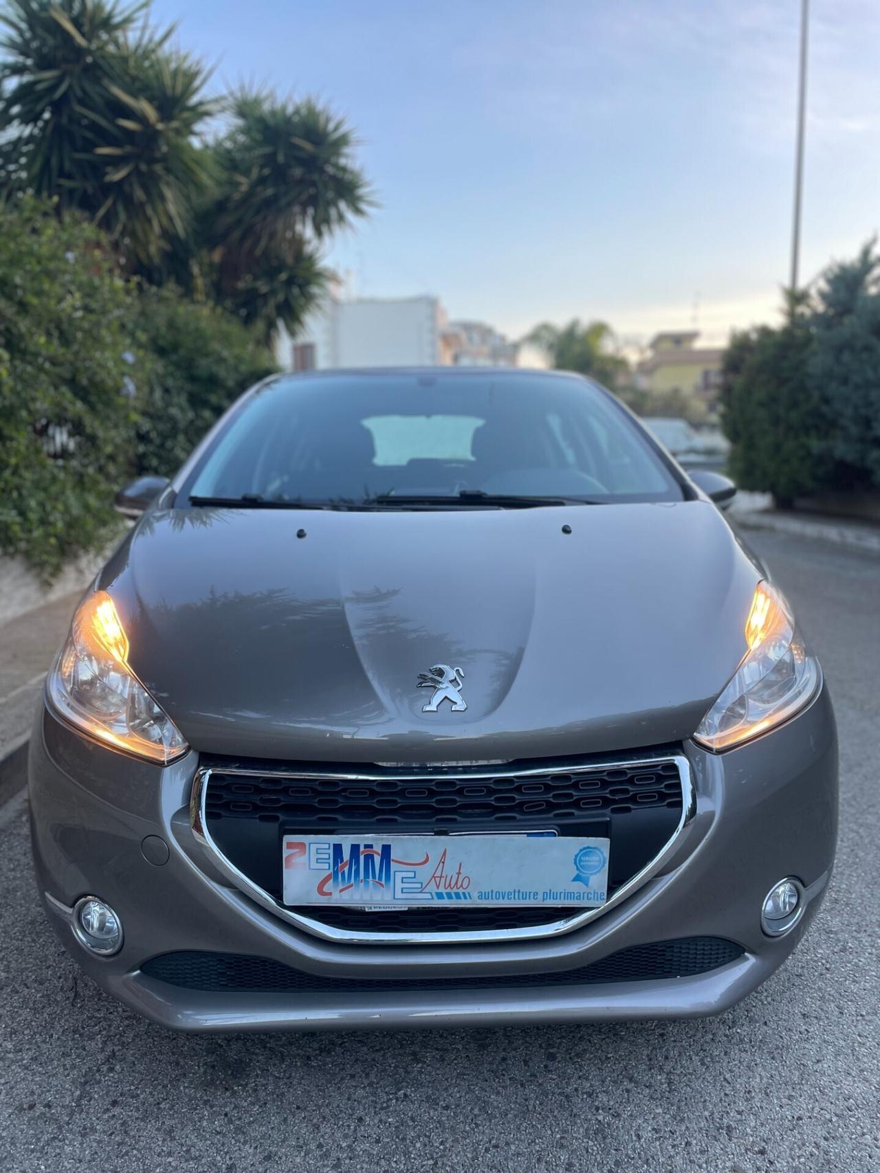 Peugeot 208 1.4 HDi 68 CV 5 porte Business