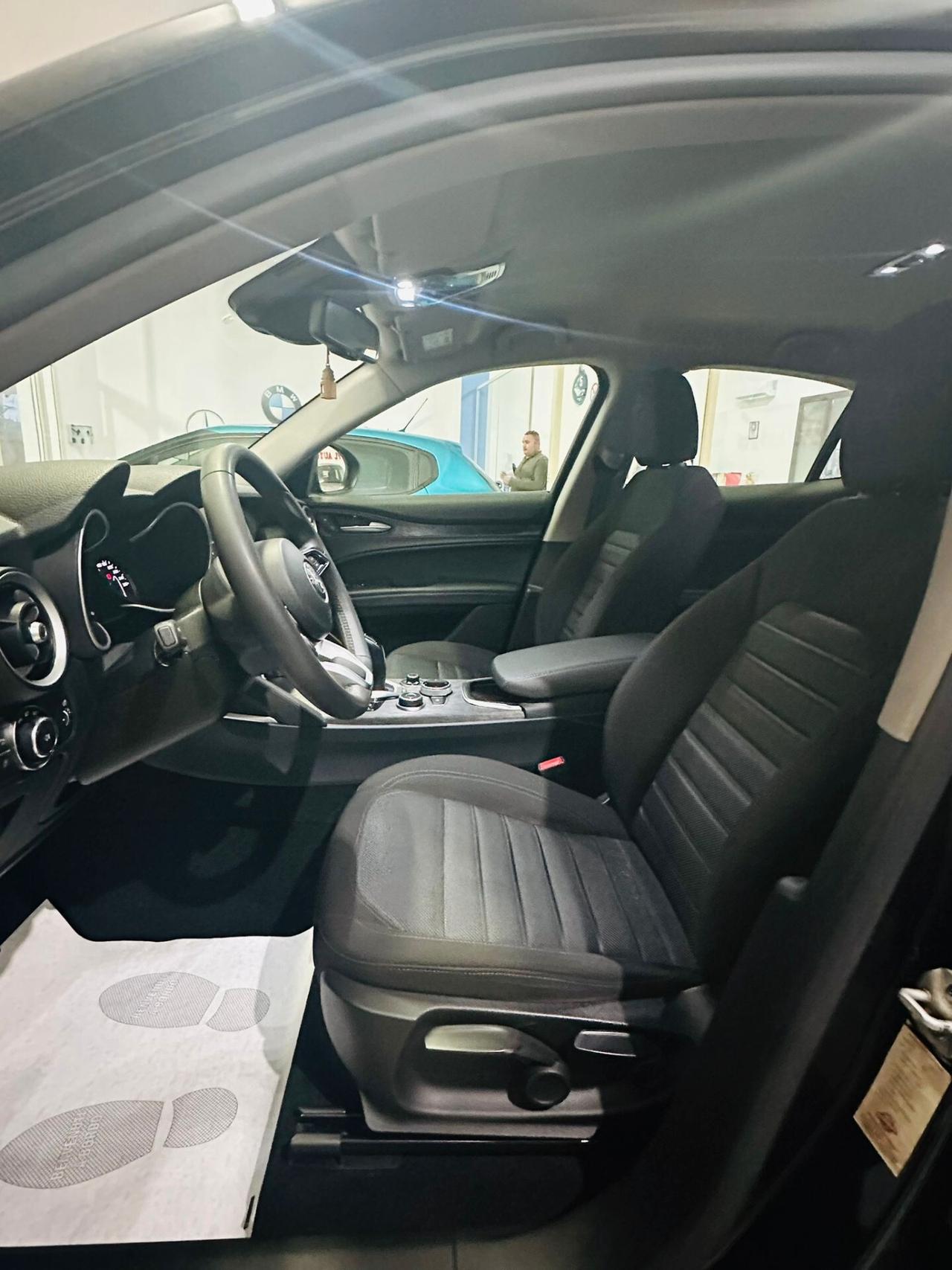 Alfa Romeo Stelvio 2.2 Turbodiesel 190 CV AT8 RWD Executive