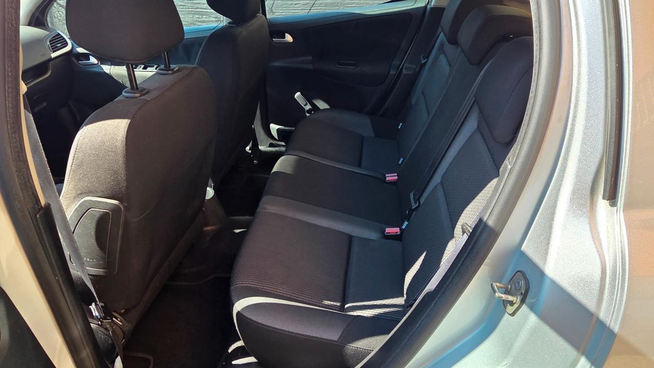 Peugeot 207 1.4 VTi 95CV 5p. neo patentati unico proprietario
