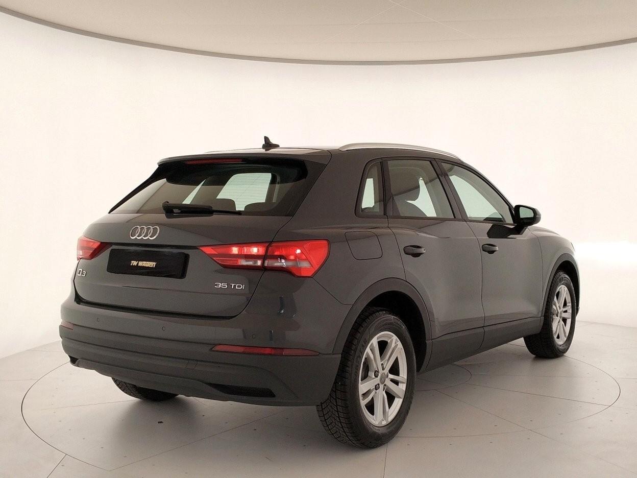 AUDI Q3 35 2.0 tdi Business s-tronic - IVA ESPOSTA