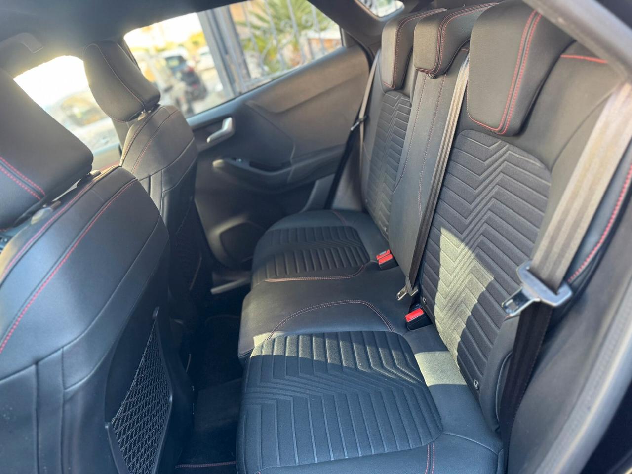 Ford Puma 1.0 EcoBoost Hybrid 125 CV S&S aut. ST-Line