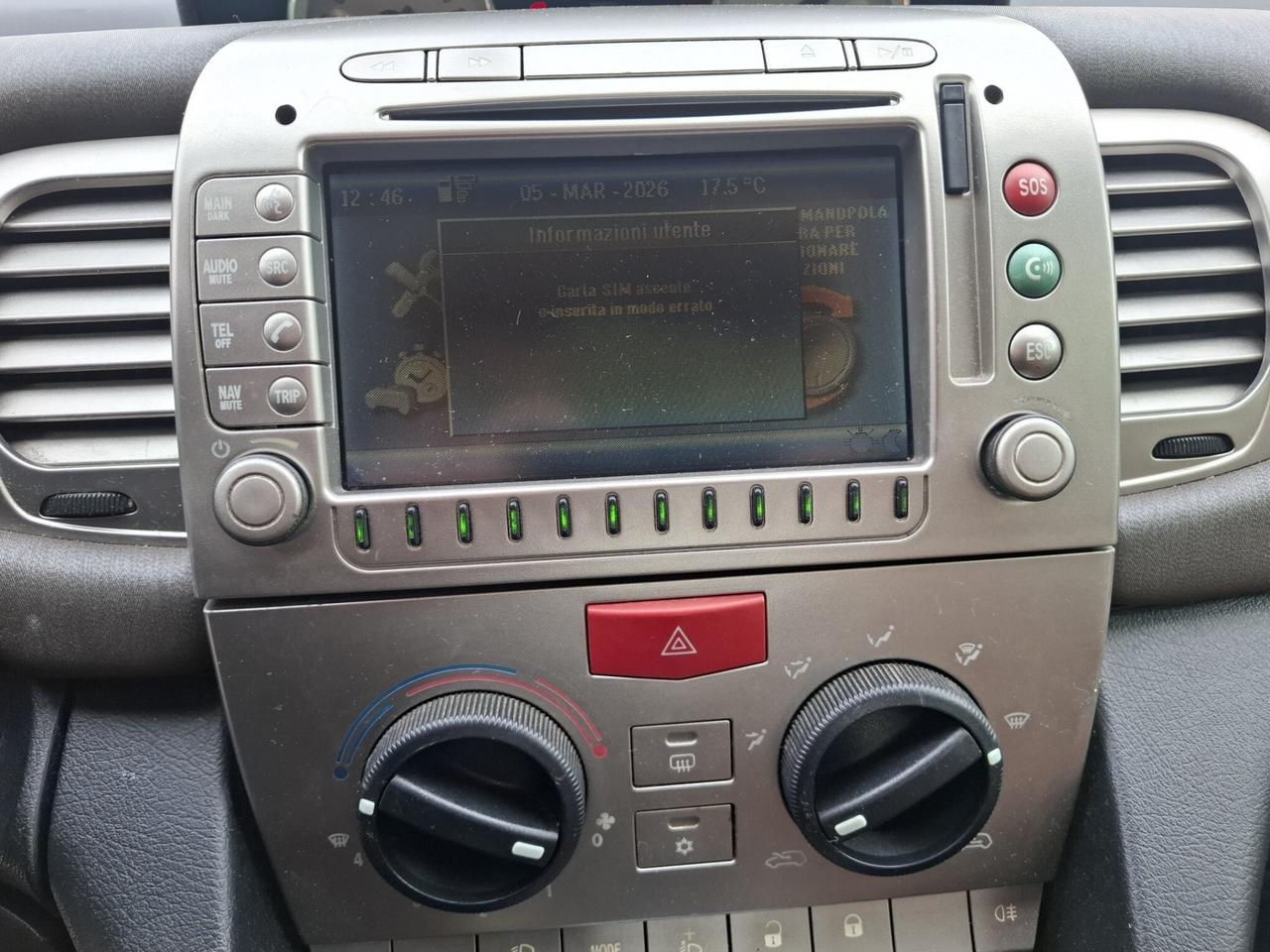 lancia ypsilon 1.3 mutijet 75 cv Versus