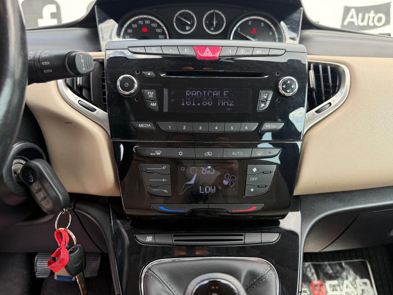 Lancia Ypsilon 1.3 MJT 16V 95 CV 5 porte S&S Platinum