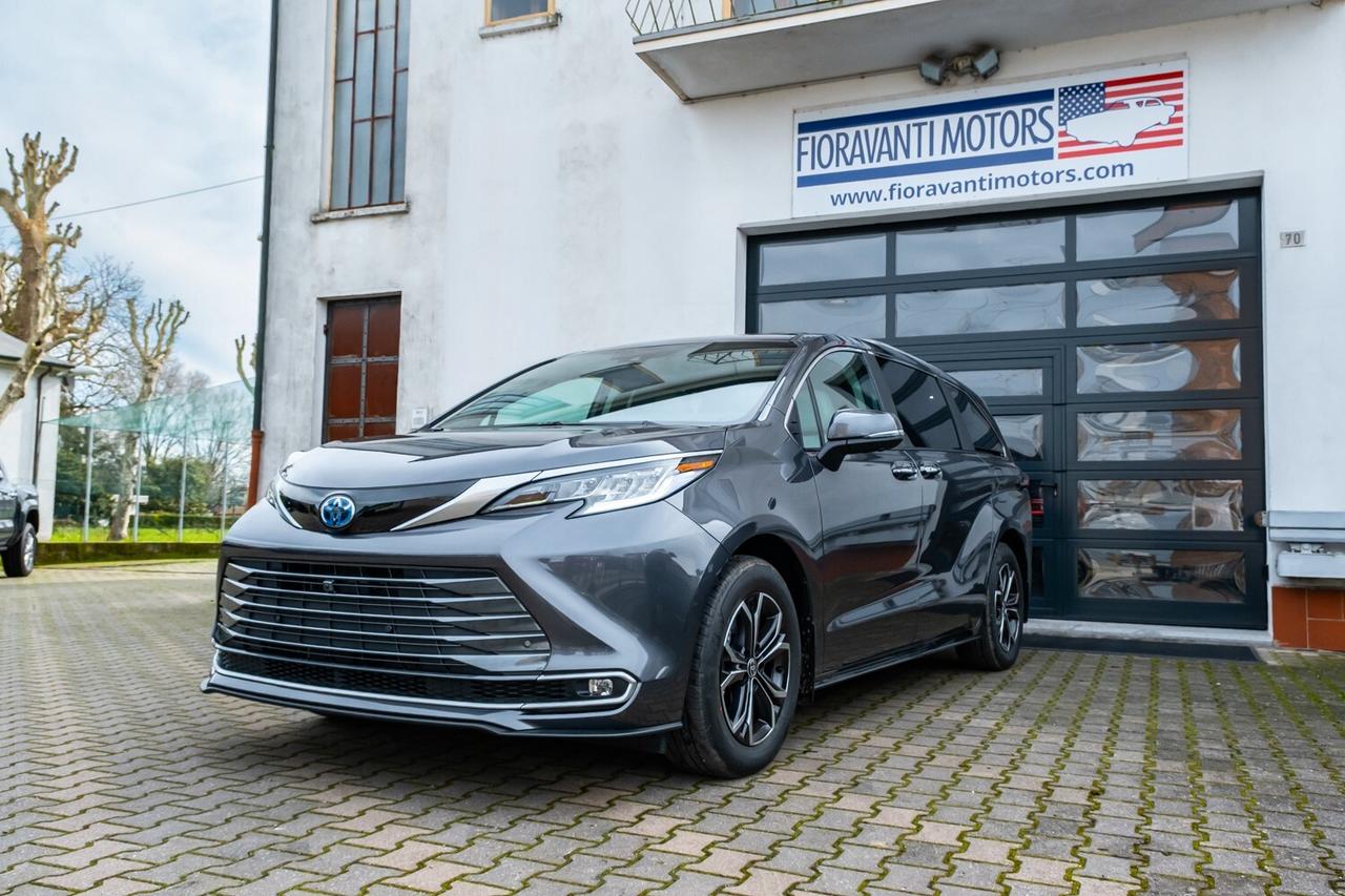 Toyota Sienna Limited Platinum Hybrid AWD