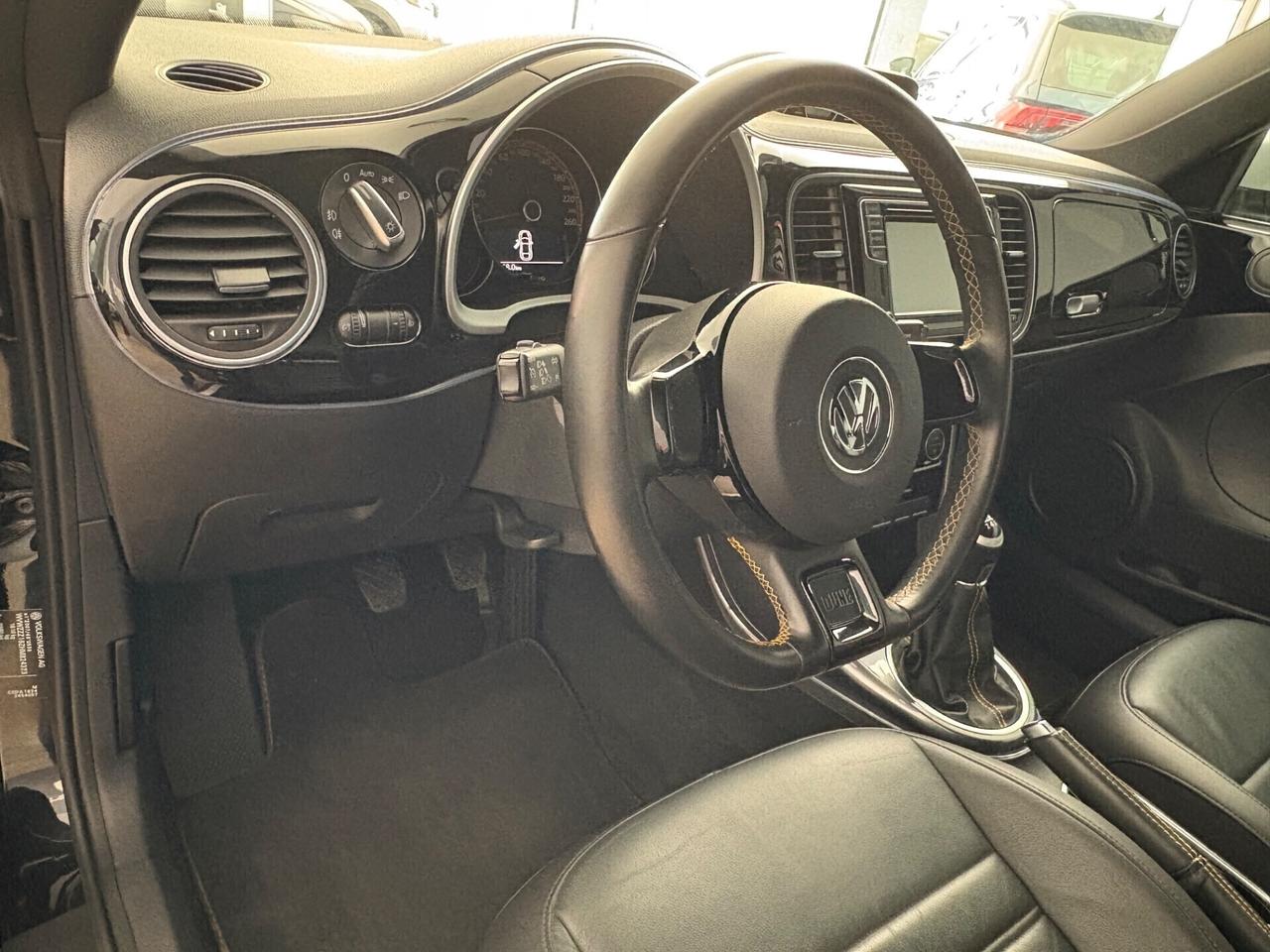 VW Beetle Maggiolino 1.4 TSI DUNE cabriolet