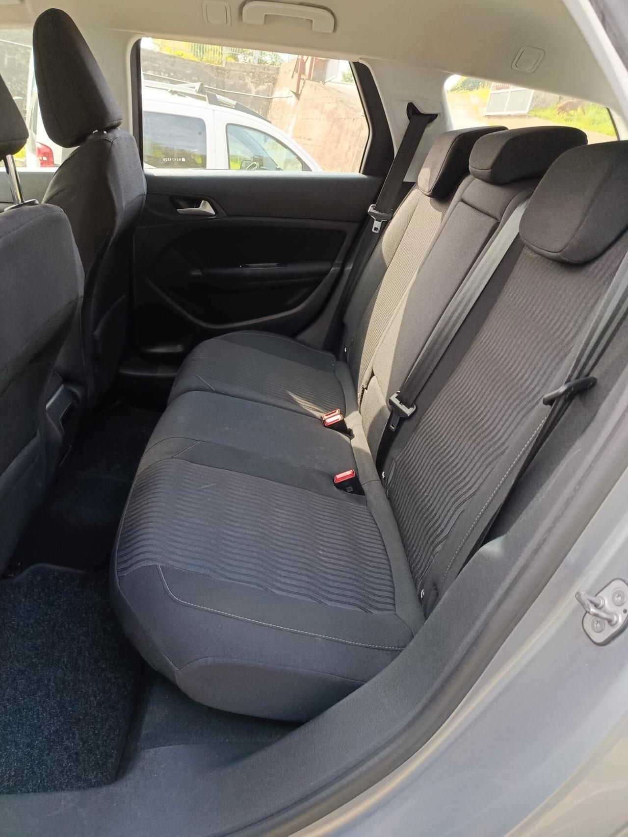 Peugeot 308 BlueHDi 120 S&S SW Business