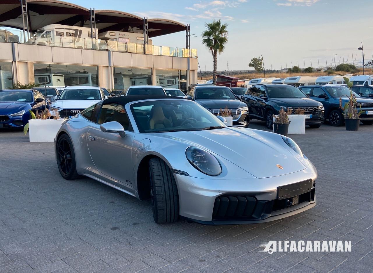 Porsche 911 992.2 Targa 4 GTS 541 CV KM 0