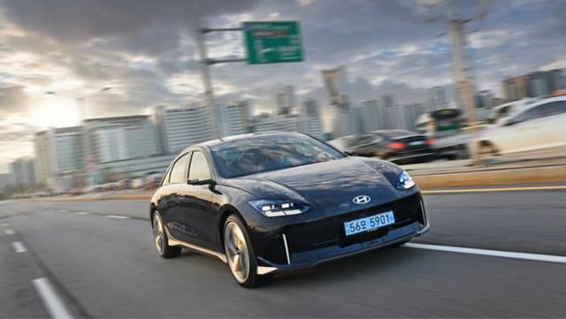 HYUNDAI Ioniq 6 77.4 kWh AWD Evolution